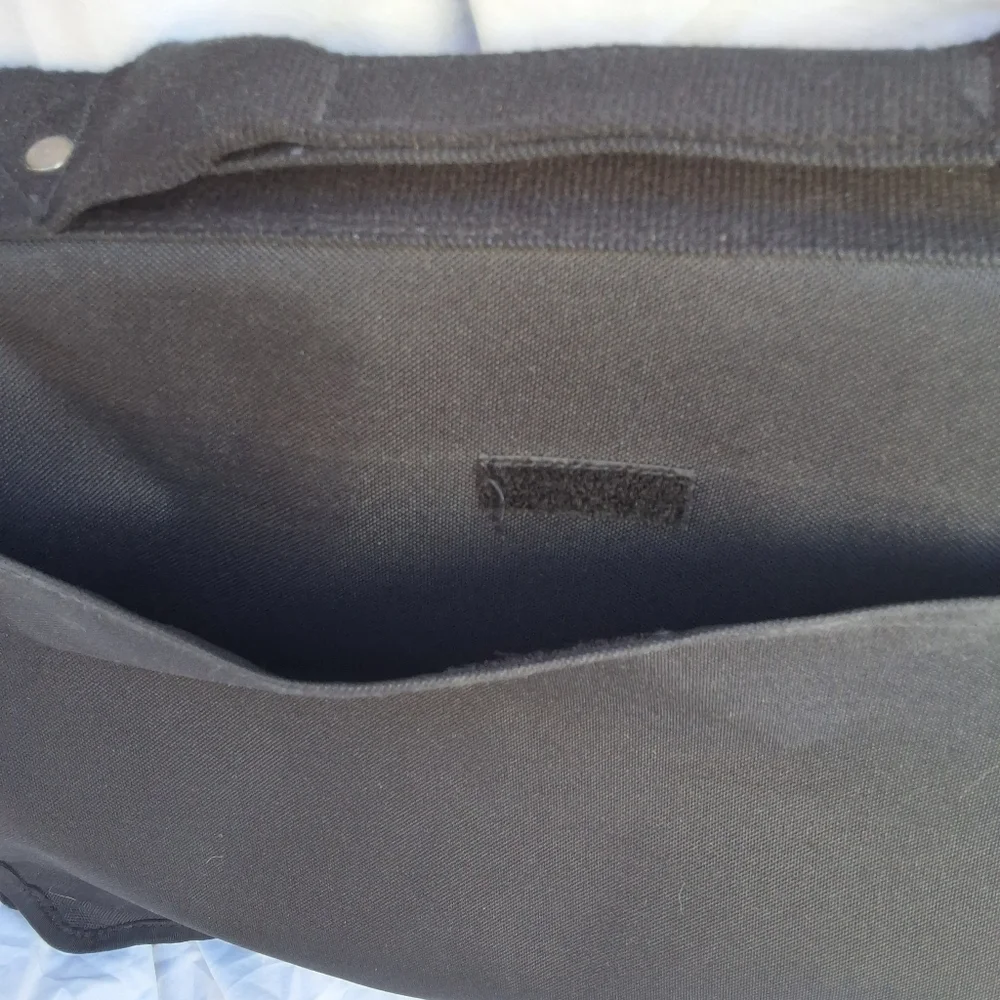 Lucas large laptop and carryall